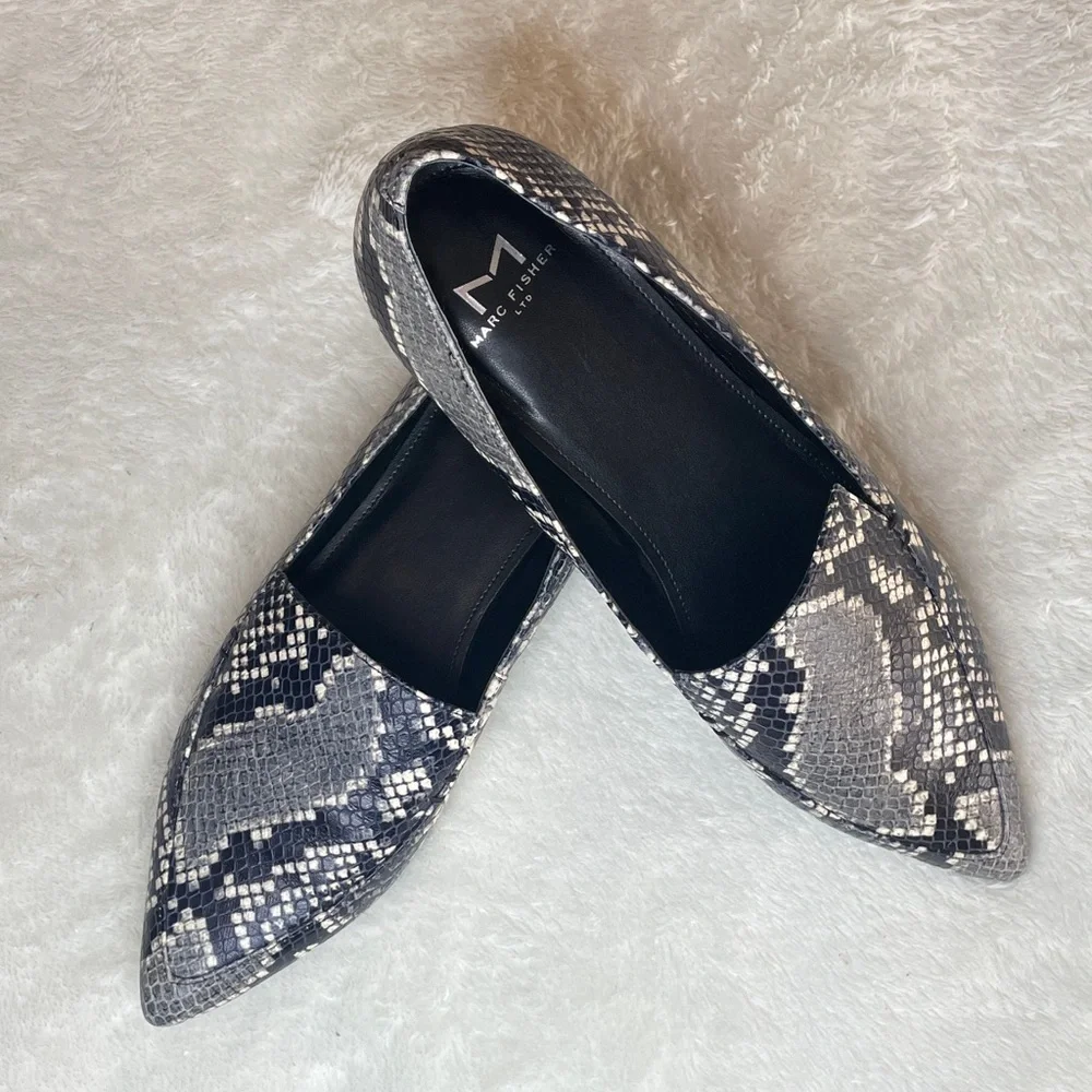 👠 Marc Fisher shoes - Snakeskin Flats - Picture 6 of 13